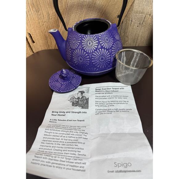 Spigo Nagano Cast Iron Enamel Teapot W/Removable Stainless-Steel Infuser - Picture 6 of 12